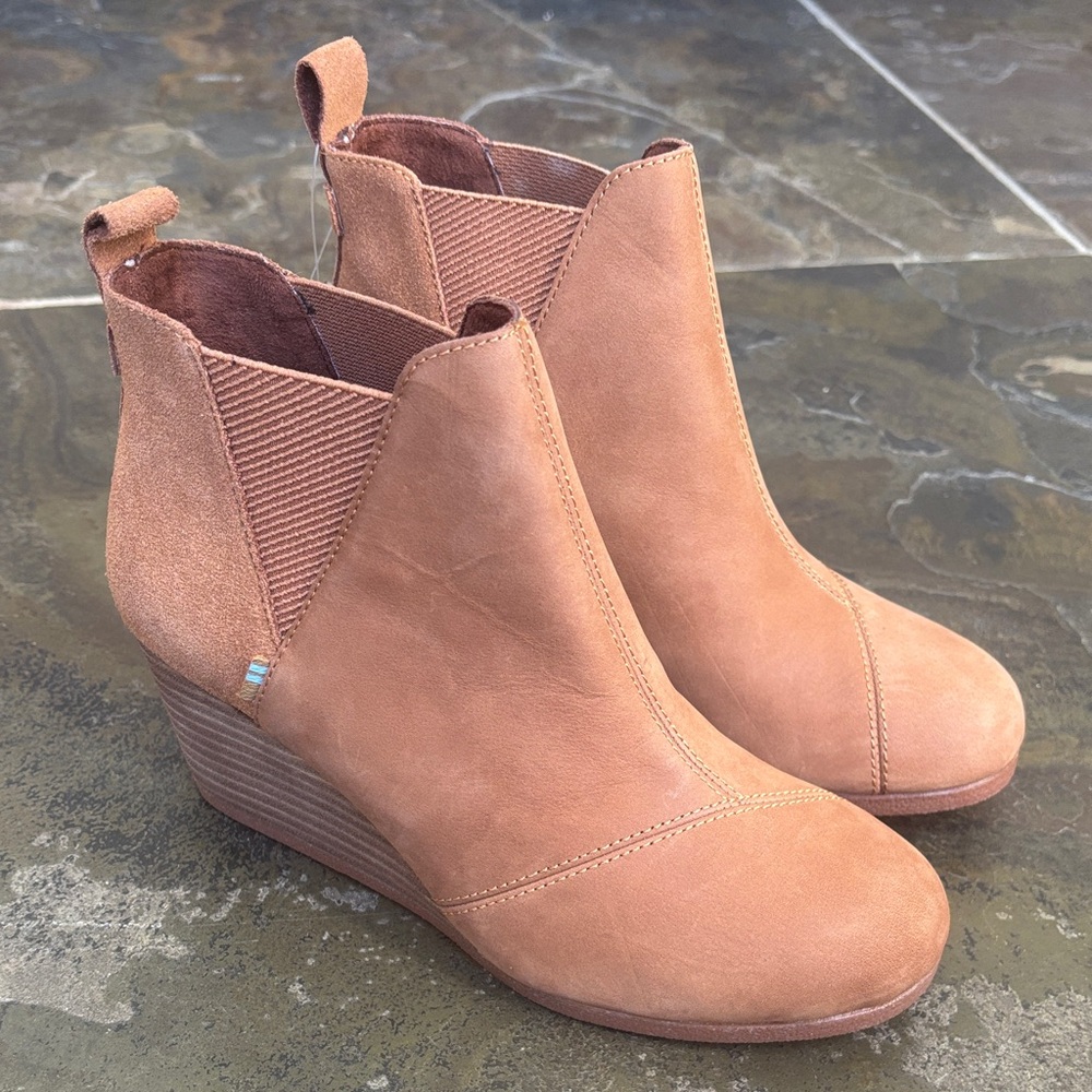 Toms Kelsey Boot NWT - Picture 2 of 13